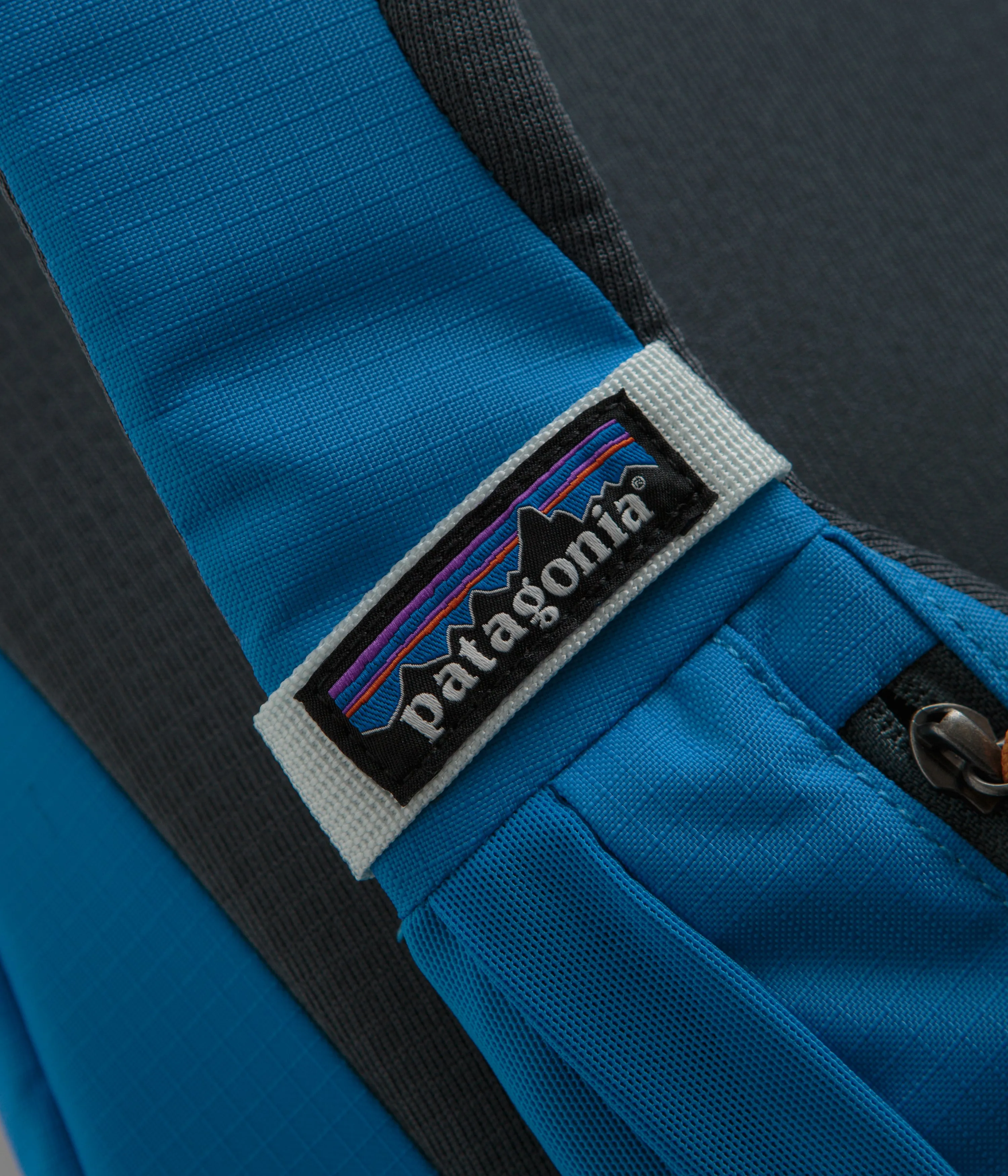 Patagonia Atom Sling 8L Bag - Patchwork: Vessel Blue